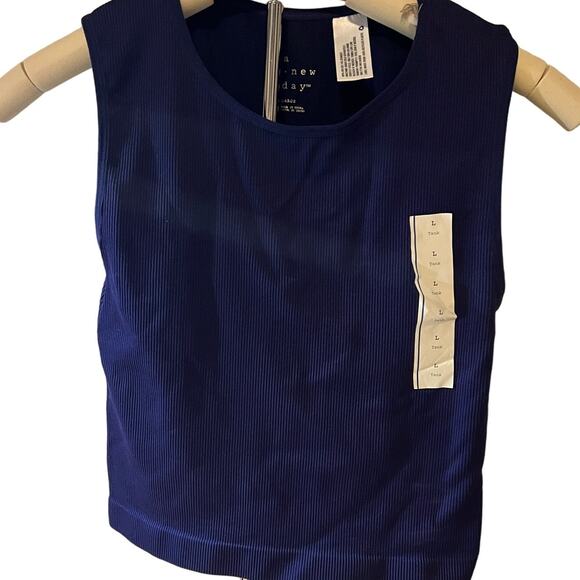A New Day Women's Slim Fit Seamless Cropped Muscle Tank - Size Large - NWT - Picture 1 of 7